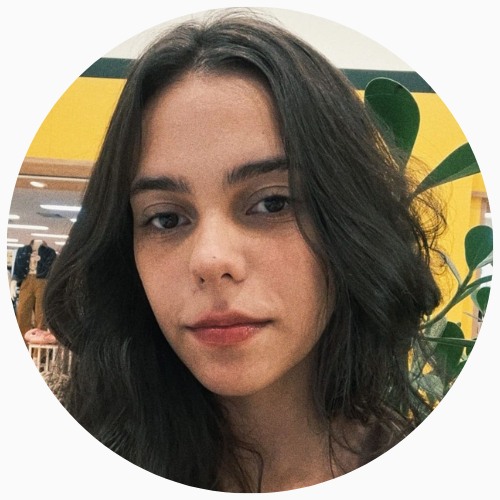 Ana Carolina Delgado Alves.png