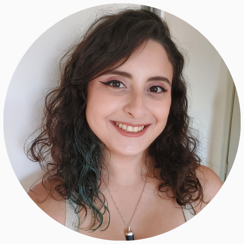 CAROL FERREIRA.png